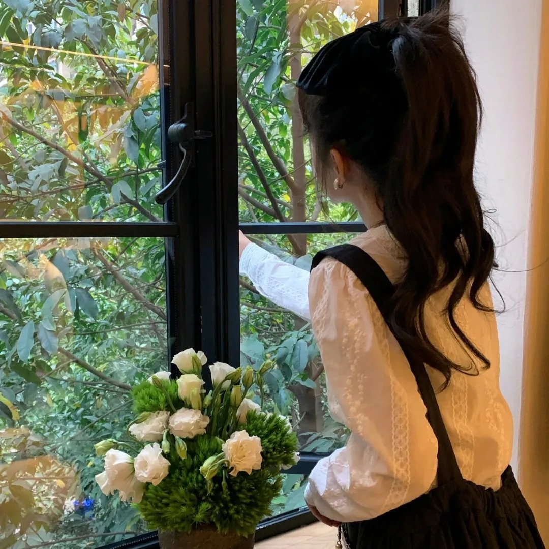 凄艳断肠花